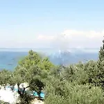 Διαμέρισμα Veroniki & *